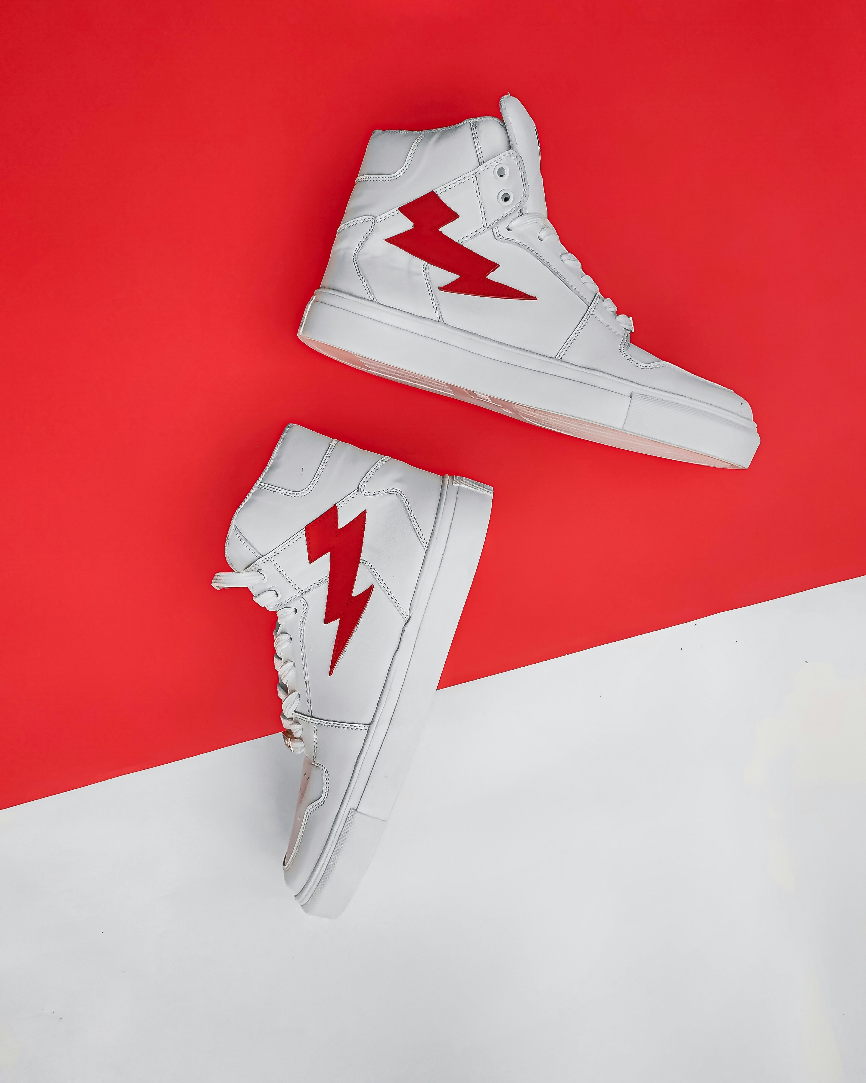 Sneakers - thumbnail